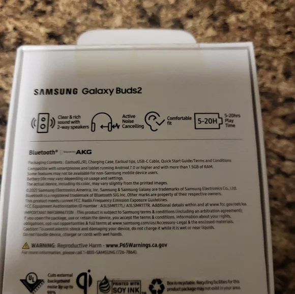 Galaxy Buds 2 wireless ear phones NWT - Picture 2 of 2